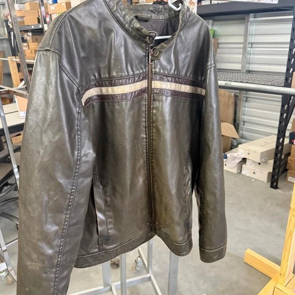 Arizona 90's black leather jacket with two beige stripes across the chest